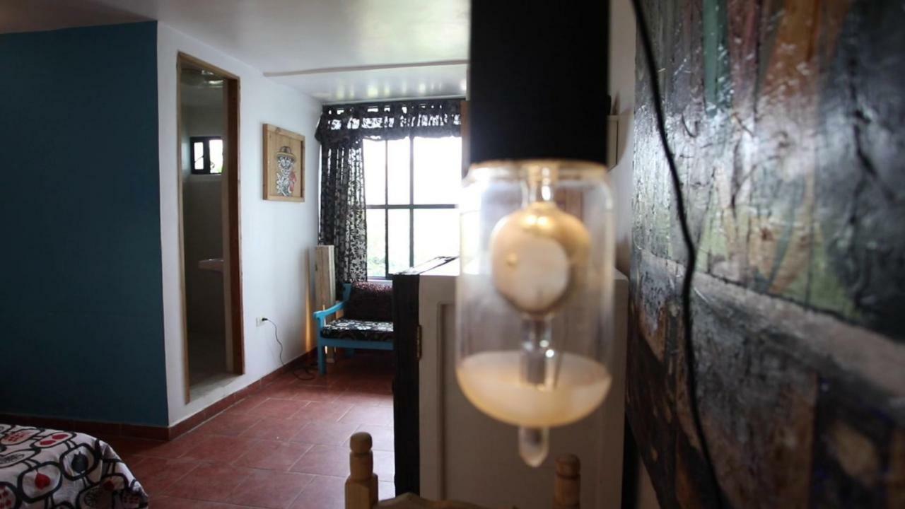 Hostal El Cascabel Cholula Exterior photo